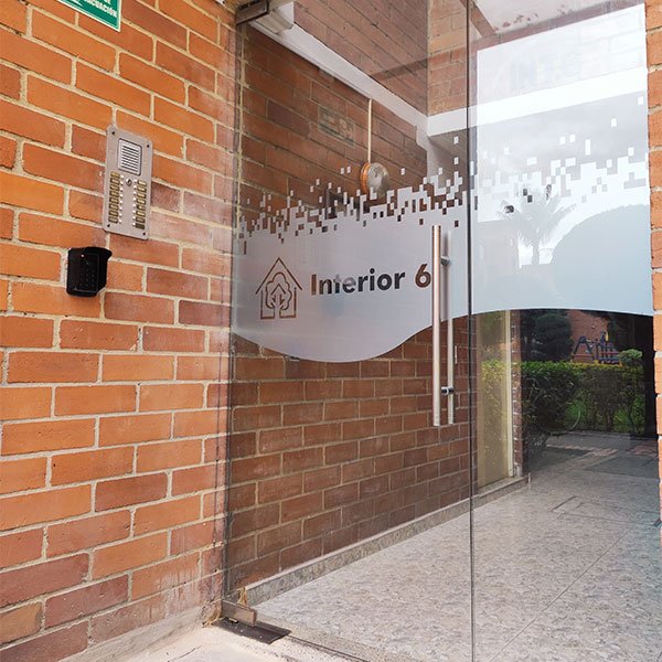 puertas de vidrio templado